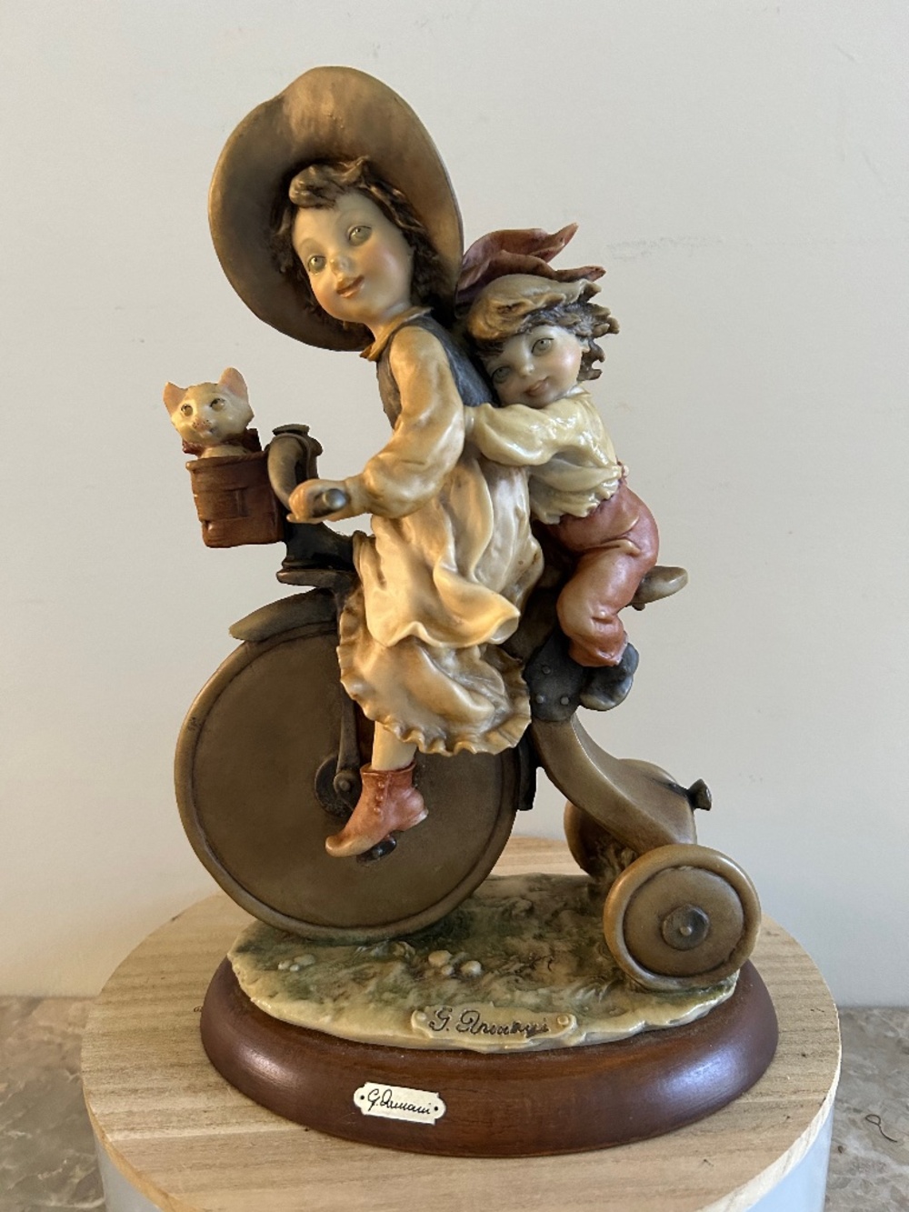 Giuseppe Armani's 'Kids on a Tricycle' - Capodimonte